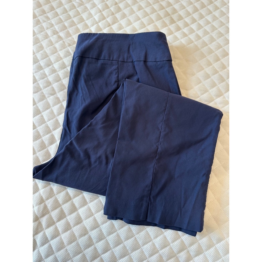 Cato Contemporary Womens Navy Blue Pull On stretchy Capri Pants Size 8